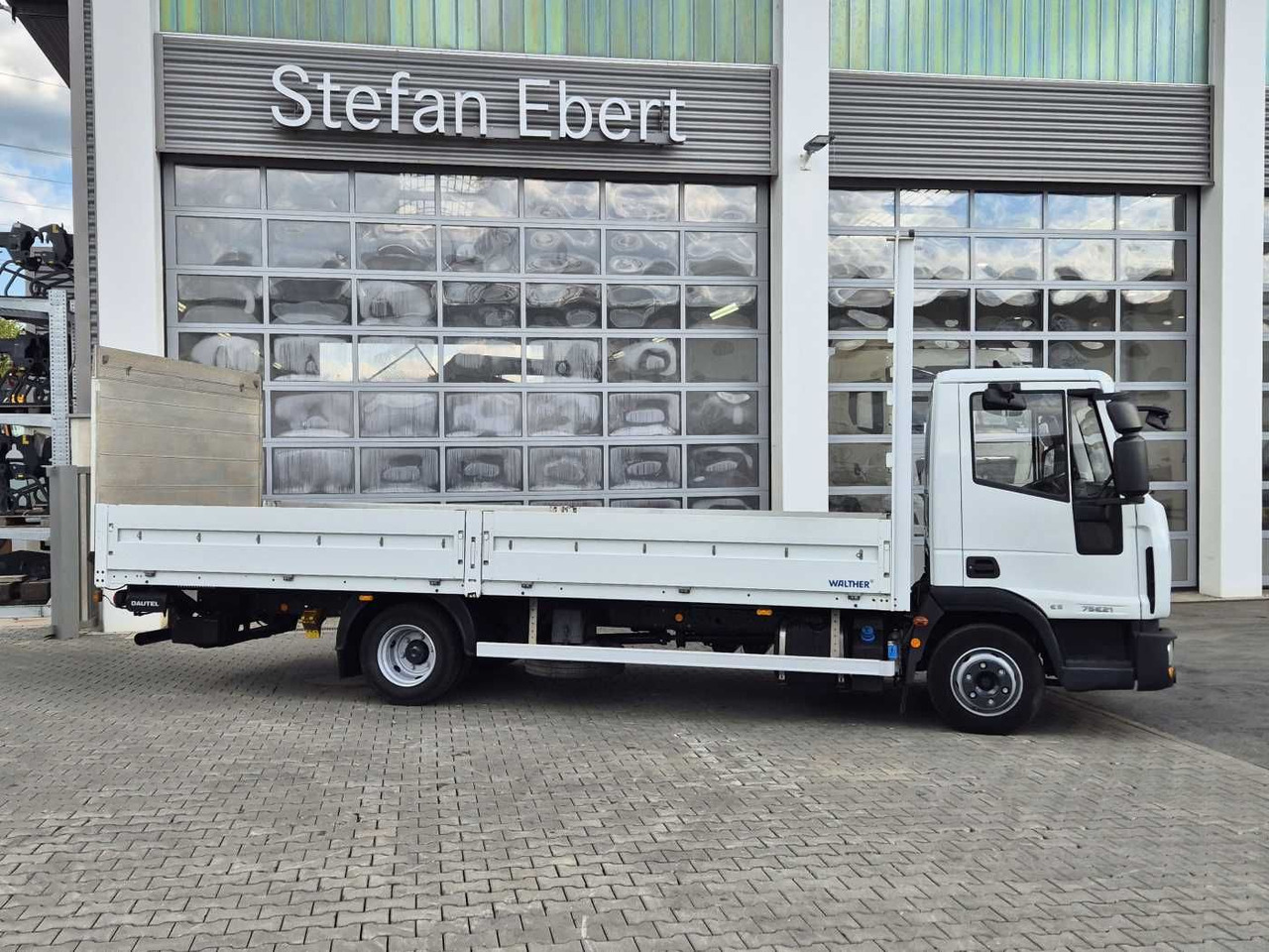 Iveco Eurocargo ML75E21/P Klima Ladebordwand 1.000kg - Madelauto: pilt 5 Iveco Eurocargo ML75E21/P Klima Ladebordwand 1.000kg - Madelauto: pilt 5