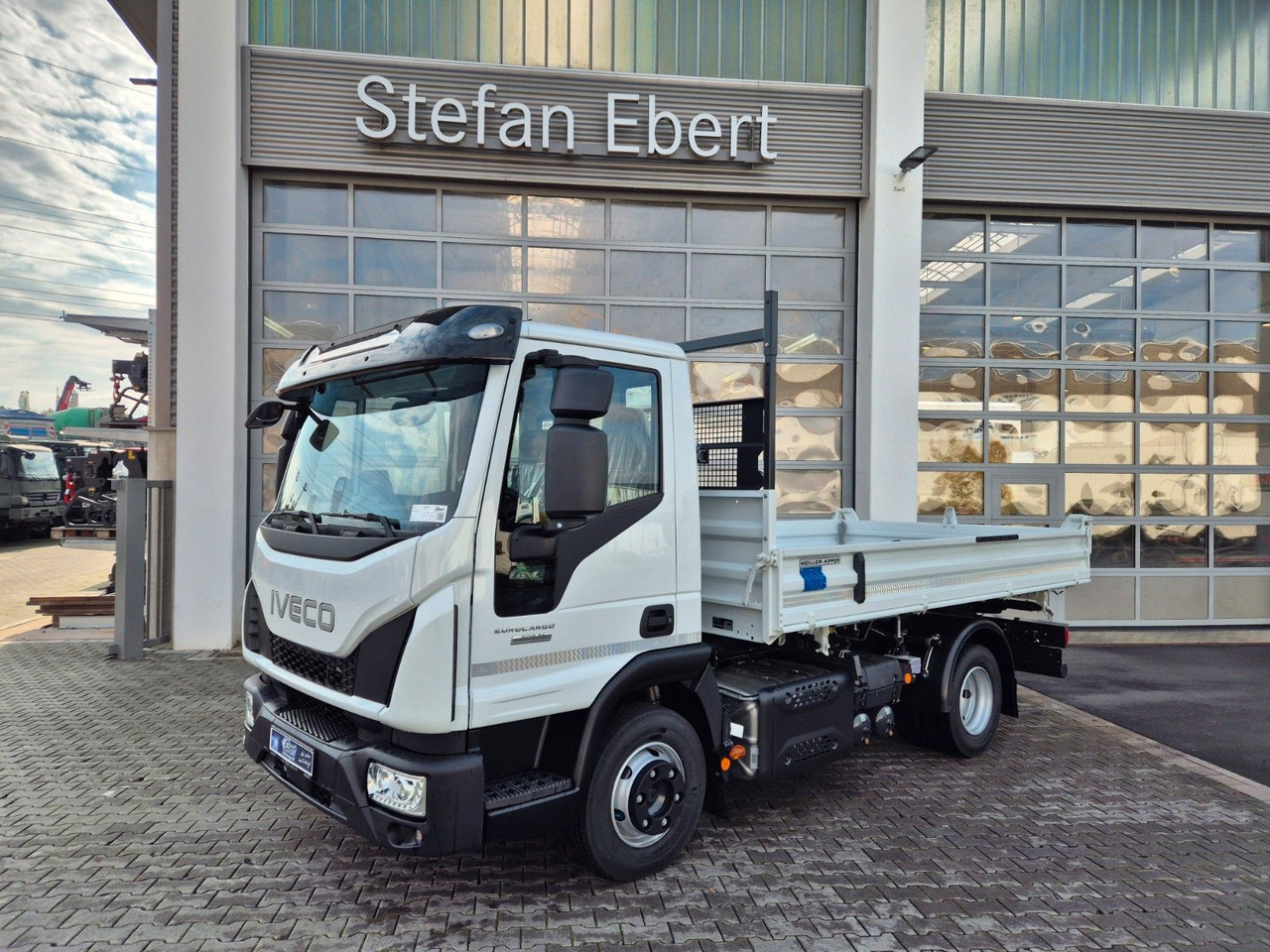 Iveco Eurocargo ML80E21 Meiller 2x AHK 3 Sitze Klima - Tarbesõiduk kallur: pilt 4 Iveco Eurocargo ML80E21 Meiller 2x AHK 3 Sitze Klima - Tarbesõiduk kallur: pilt 4