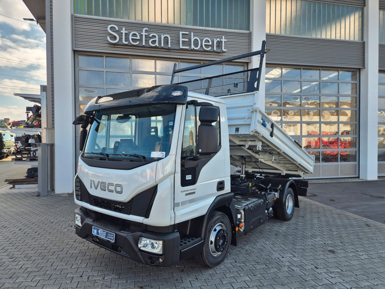 Iveco Eurocargo ML80E21 Meiller 2x AHK 3 Sitze Klima - Tarbesõiduk kallur: pilt 1 Iveco Eurocargo ML80E21 Meiller 2x AHK 3 Sitze Klima - Tarbesõiduk kallur: pilt 1