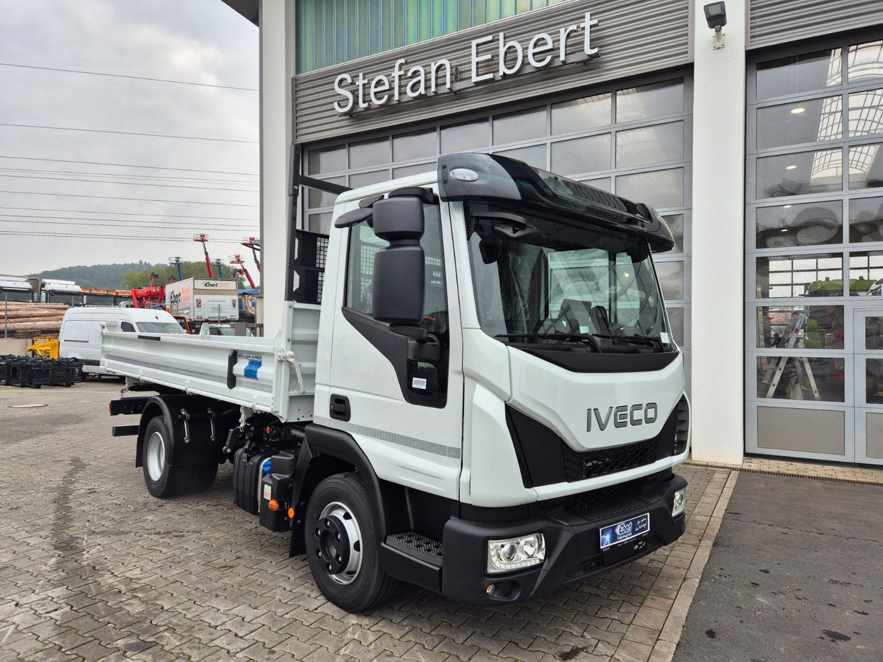 Iveco Eurocargo ML80E21 Meiller Kipper 2x AHK 3 Sitze - Tarbesõiduk kallur: pilt 3 Iveco Eurocargo ML80E21 Meiller Kipper 2x AHK 3 Sitze - Tarbesõiduk kallur: pilt 3