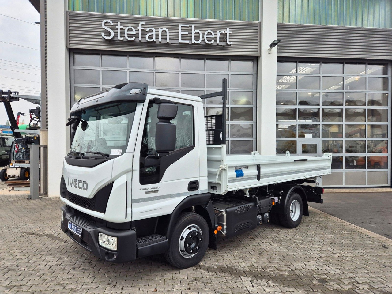 Iveco Eurocargo ML80E21 Meiller Kipper 2x AHK 3 Sitze - Tarbesõiduk kallur: pilt 4 Iveco Eurocargo ML80E21 Meiller Kipper 2x AHK 3 Sitze - Tarbesõiduk kallur: pilt 4
