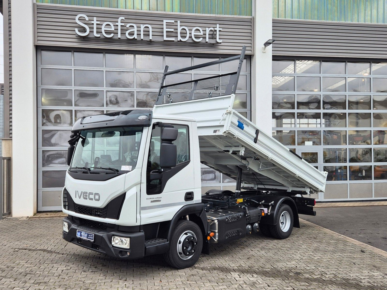 Iveco Eurocargo ML80E21 Meiller Kipper 2x AHK 3 Sitze - Tarbesõiduk kallur: pilt 1 Iveco Eurocargo ML80E21 Meiller Kipper 2x AHK 3 Sitze - Tarbesõiduk kallur: pilt 1
