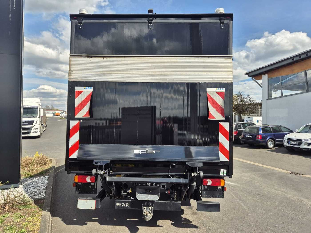 Tarbesõiduk furgoon Iveco Eurocargo ML80E21/P LBW Bär 1.500kg 2x AHK: pilt 6