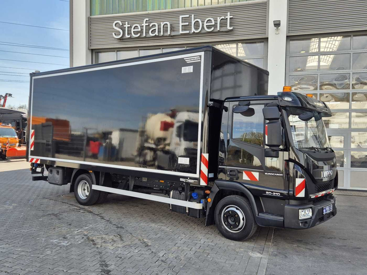 Iveco Eurocargo ML80E21/P LBW Bär 1.500kg 2x AHK - Tarbesõiduk furgoon: pilt 3 Iveco Eurocargo ML80E21/P LBW Bär 1.500kg 2x AHK - Tarbesõiduk furgoon: pilt 3