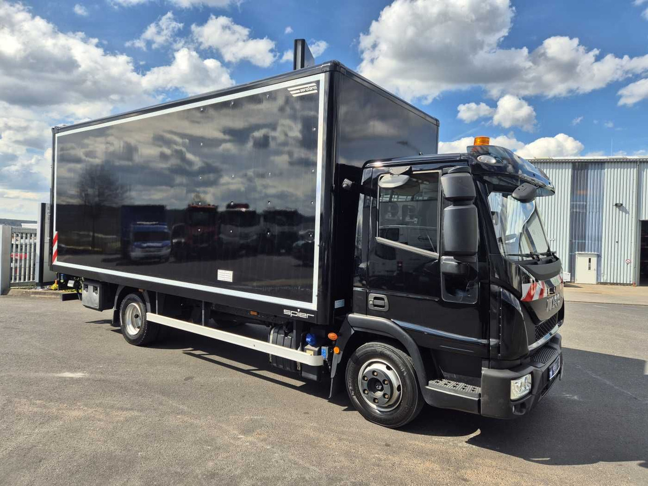 Iveco Eurocargo ML80E21/P LBW Bär 1.500kg 2x AHK - Tarbesõiduk furgoon: pilt 2 Iveco Eurocargo ML80E21/P LBW Bär 1.500kg 2x AHK - Tarbesõiduk furgoon: pilt 2