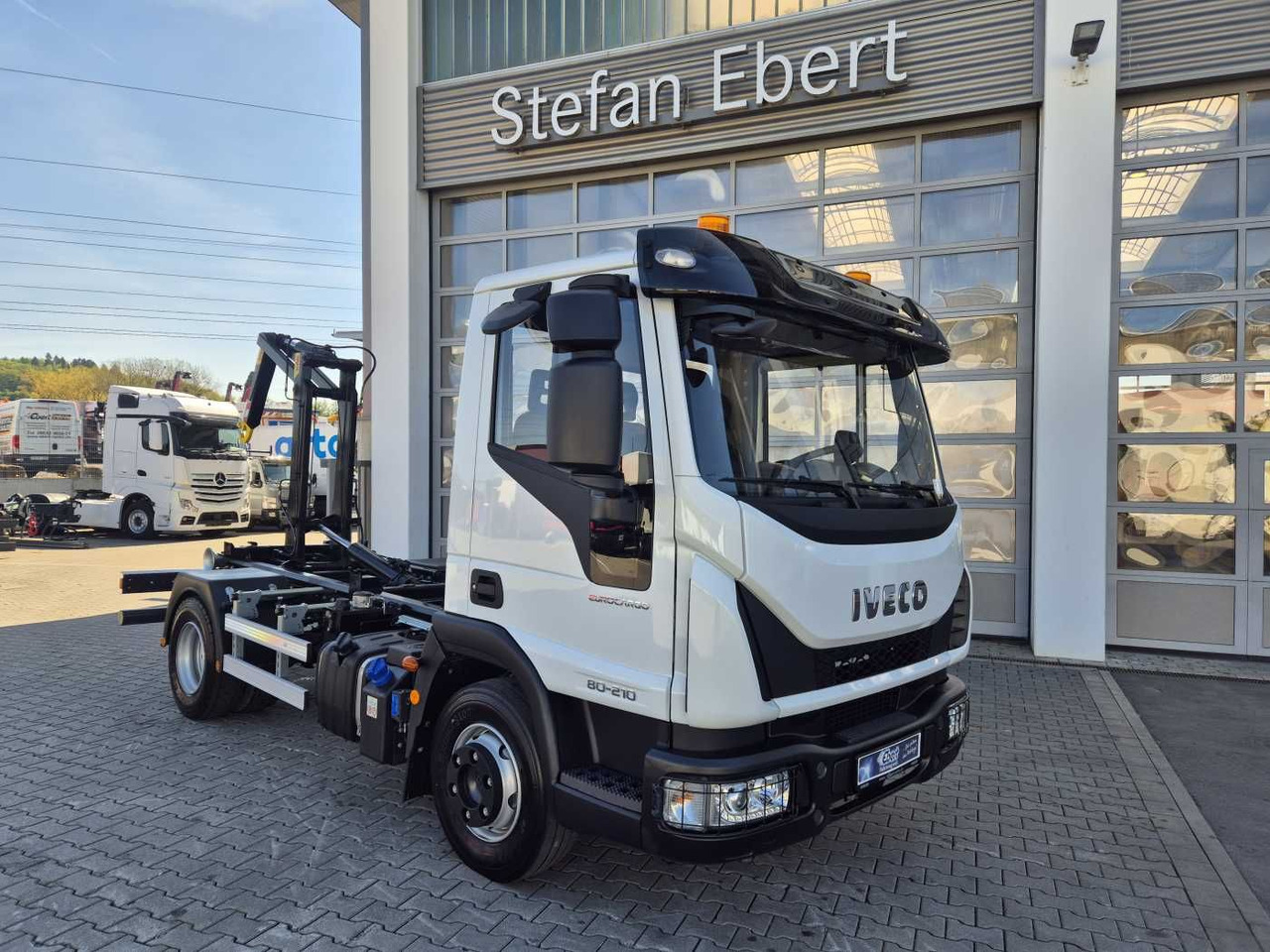 Iveco Eurocargo ML80E21K 4x2 Hyva 05-32-K-DIN-BF 2xAHK - Konkstõstukiga veoauto: pilt 1 Iveco Eurocargo ML80E21K 4x2 Hyva 05-32-K-DIN-BF 2xAHK - Konkstõstukiga veoauto: pilt 1