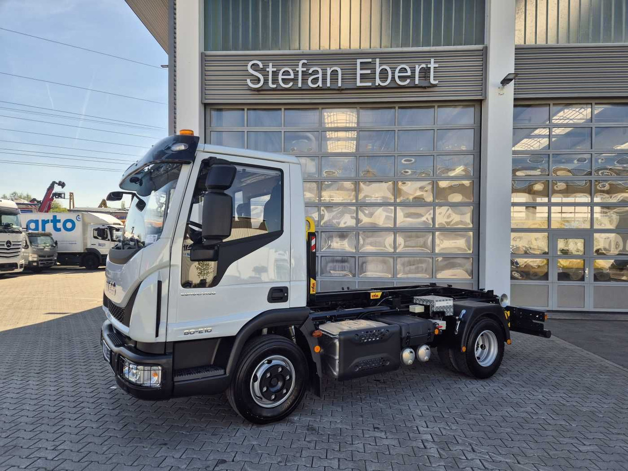 Iveco Eurocargo ML80E21K 4x2 Hyva 05-32-K-DIN-BF 2xAHK - Konkstõstukiga veoauto: pilt 3 Iveco Eurocargo ML80E21K 4x2 Hyva 05-32-K-DIN-BF 2xAHK - Konkstõstukiga veoauto: pilt 3