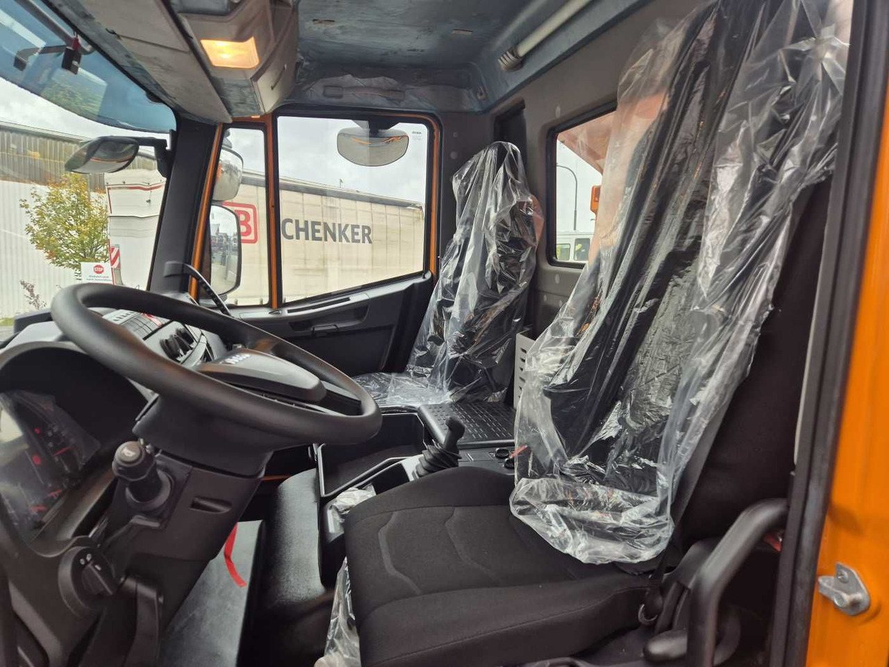 Kallurauto Iveco ML150E28W 4x4 Meiller Dreiseitenkipper 2xAHK: pilt 9