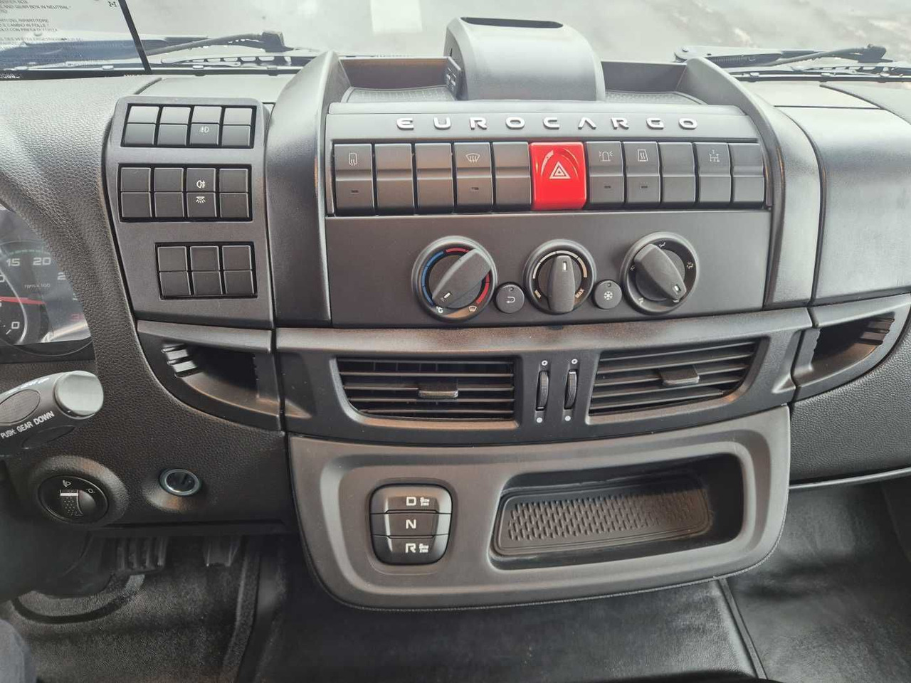 Kallurauto Iveco ML150E28W 4x4 Meiller Dreiseitenkipper 2xAHK: pilt 11