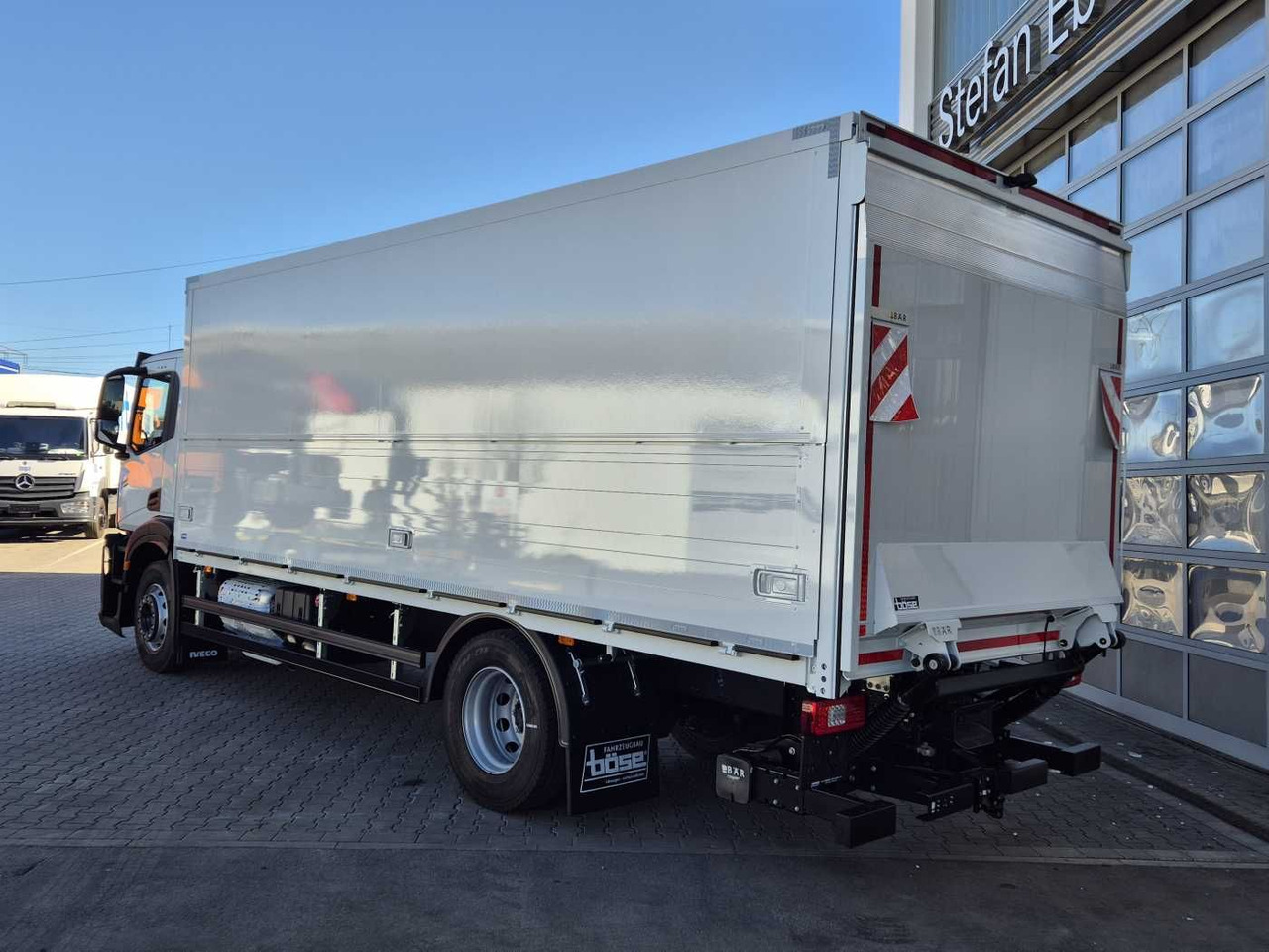 Iveco S-Way AD190S40/FP Böse Schwenkwand LBW 2x AHK - Joogiveok: pilt 5 Iveco S-Way AD190S40/FP Böse Schwenkwand LBW 2x AHK - Joogiveok: pilt 5
