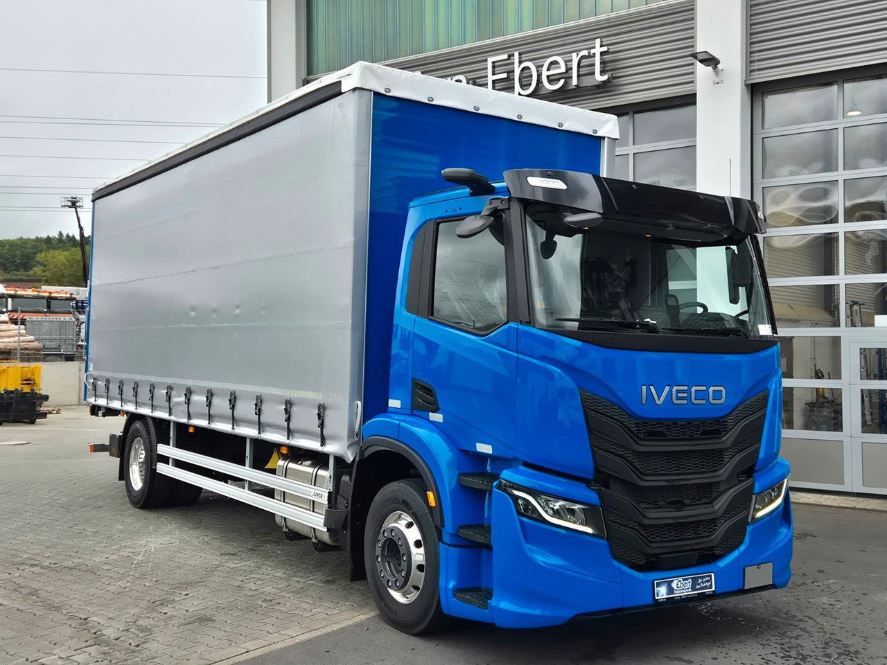 Iveco S-Way AD190S40/P Curtainsider *MirrorCam*LBW* - Tent veoauto: pilt 3 Iveco S-Way AD190S40/P Curtainsider *MirrorCam*LBW* - Tent veoauto: pilt 3