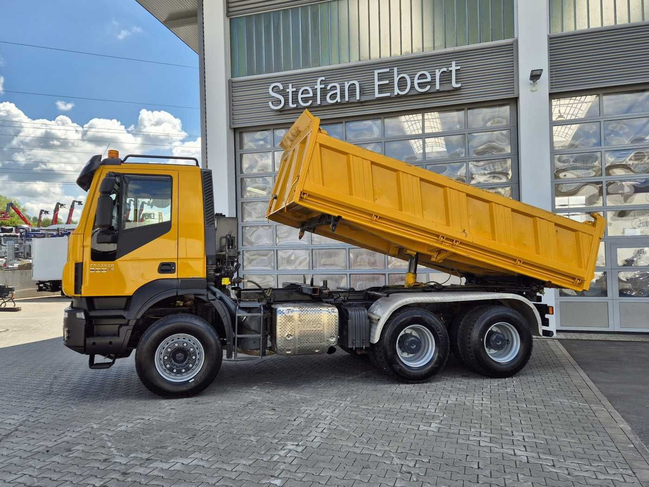 Iveco Trakker AD380T50 6x4 Kipper/SZM Wechselsystem - Kallurauto: pilt 4 Iveco Trakker AD380T50 6x4 Kipper/SZM Wechselsystem - Kallurauto: pilt 4