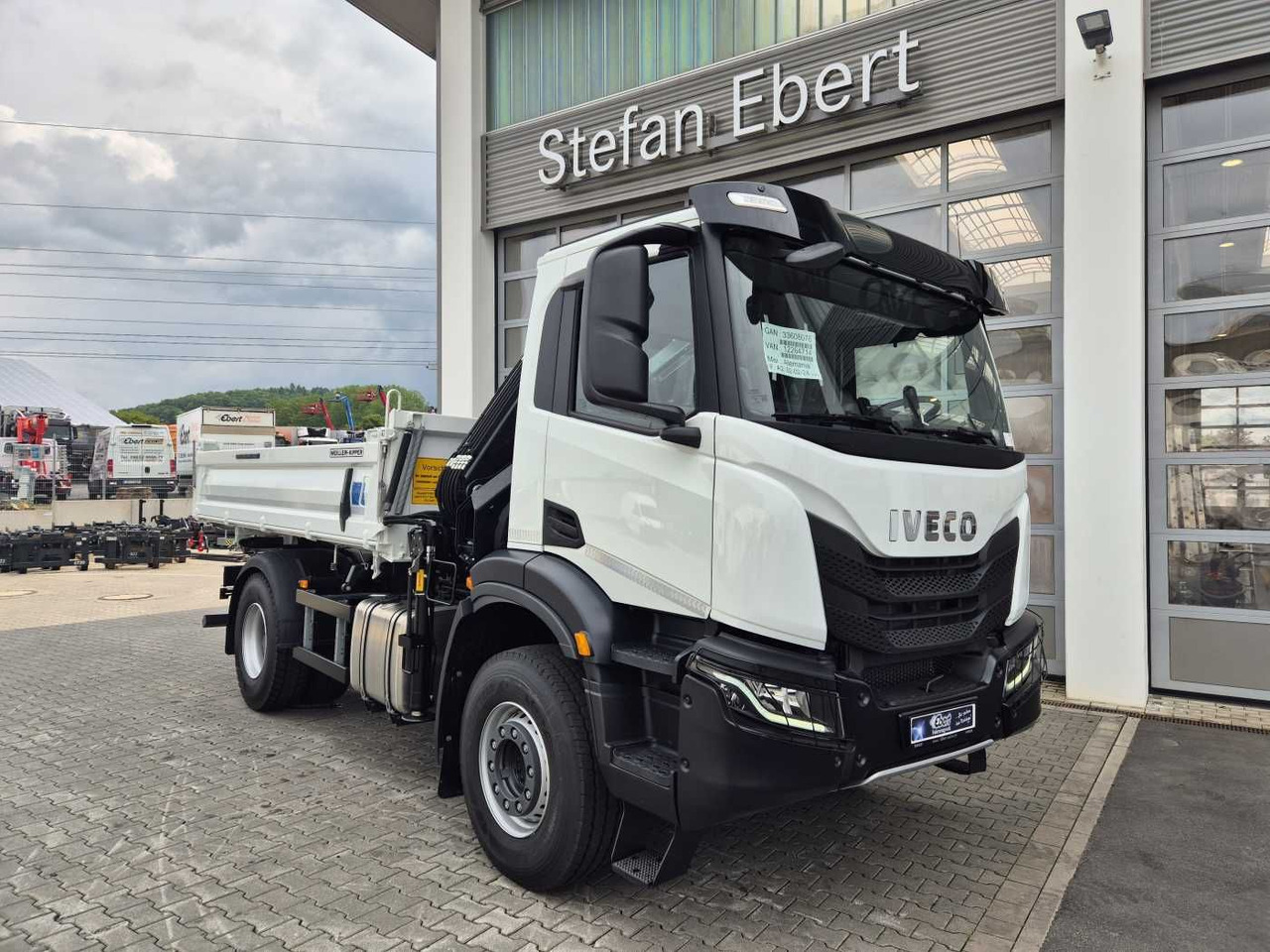 Iveco X-Way AD200X42/P HR OFF Hiab X-HIDUO 118E-3 Funk - Kallurauto, Kraanaga veoauto: pilt 3 Iveco X-Way AD200X42/P HR OFF Hiab X-HIDUO 118E-3 Funk - Kallurauto, Kraanaga veoauto: pilt 3