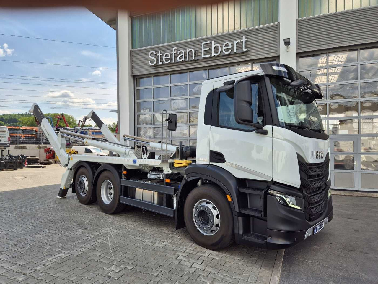 Iveco X-Way AD280X42Y/PS Meiller AK 16.T Funk Intarder - Kallurauto: pilt 5 Iveco X-Way AD280X42Y/PS Meiller AK 16.T Funk Intarder - Kallurauto: pilt 5