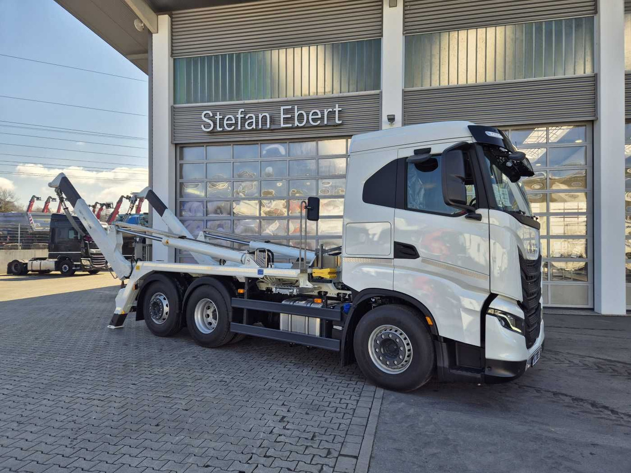 Iveco X-Way AS280X46Y/PS ON 6x2 Meiller AK16 Intarder - Kallurauto: pilt 4 Iveco X-Way AS280X46Y/PS ON 6x2 Meiller AK16 Intarder - Kallurauto: pilt 4