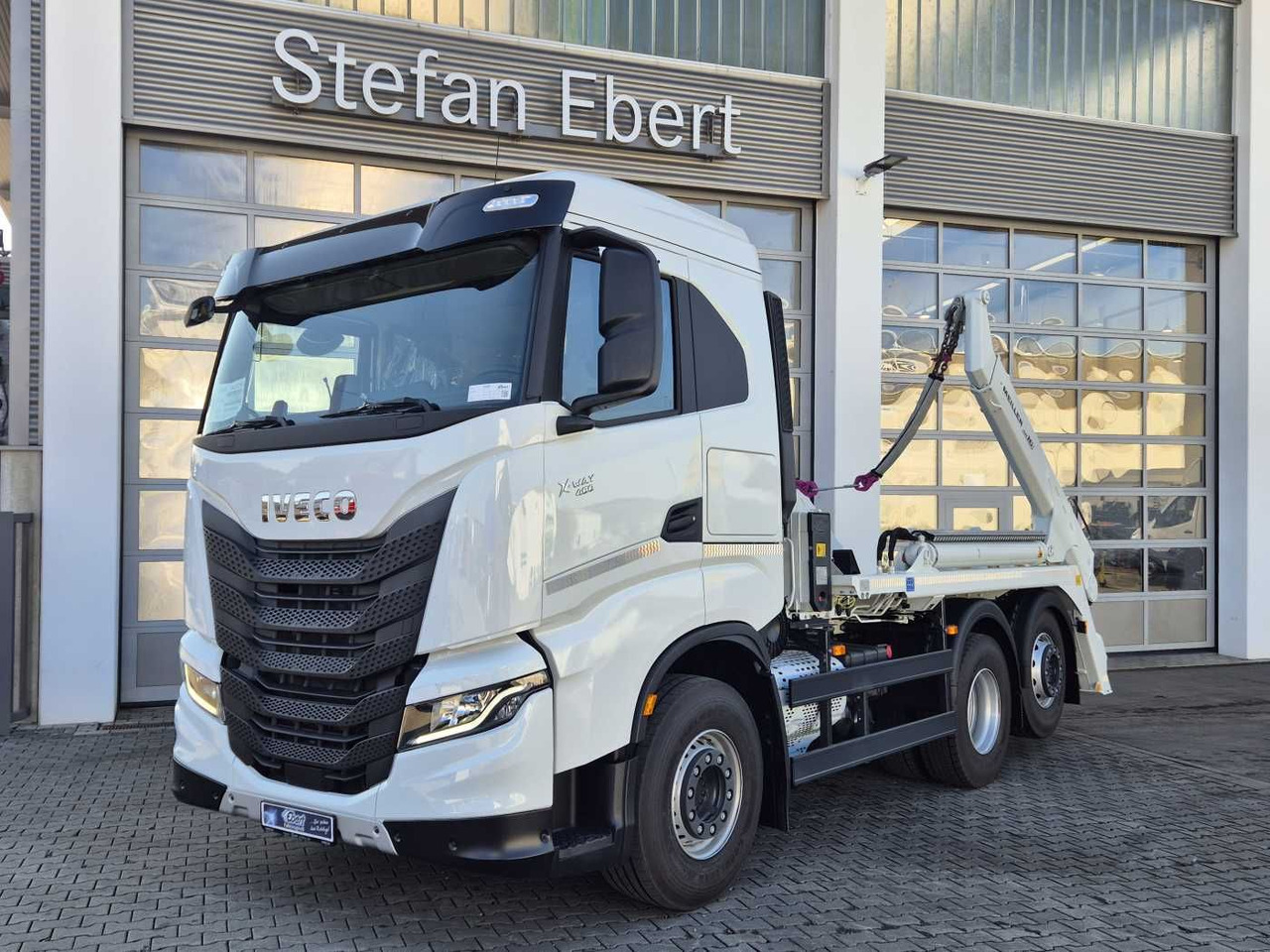 Iveco X-Way AS280X46Y/PS ON 6x2 Meiller AK16 Intarder - Kallurauto: pilt 1 Iveco X-Way AS280X46Y/PS ON 6x2 Meiller AK16 Intarder - Kallurauto: pilt 1