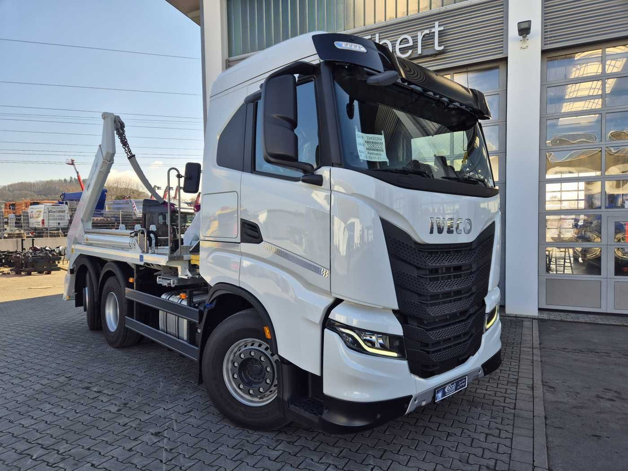 Iveco X-Way AS280X46Y/PS ON 6x2 Meiller AK16 Intarder - Kallurauto: pilt 2 Iveco X-Way AS280X46Y/PS ON 6x2 Meiller AK16 Intarder - Kallurauto: pilt 2