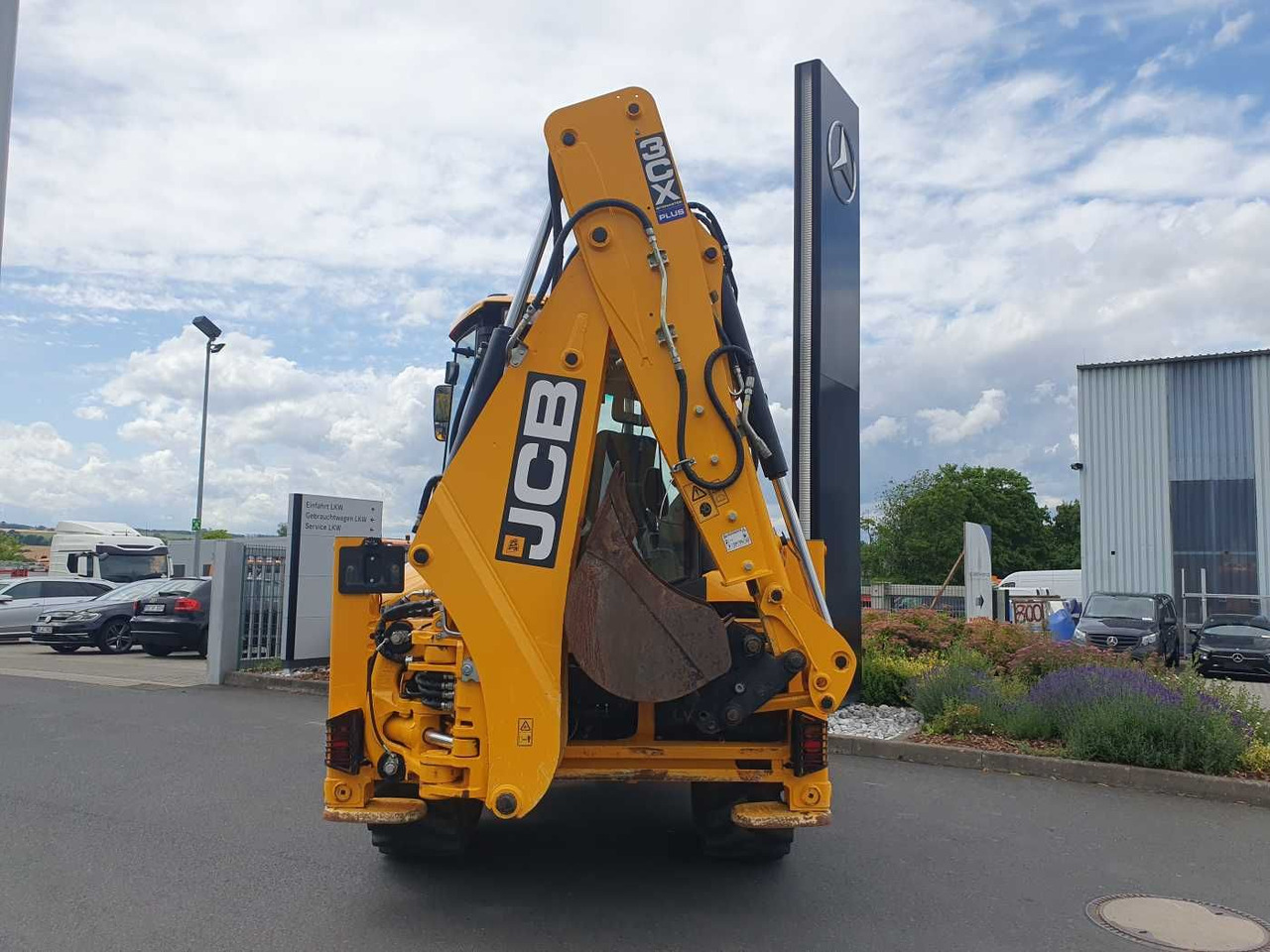 JCB 3CX / Gabel & 4in1 Schaufel / nur 1.561h / 2022 - Ekskavaator-laadur: pilt 4 JCB 3CX / Gabel & 4in1 Schaufel / nur 1.561h / 2022 - Ekskavaator-laadur: pilt 4