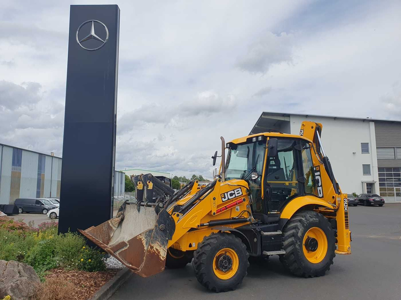 JCB 3CX / Gabel & 4in1 Schaufel / nur 1.561h / 2022 - Ekskavaator-laadur: pilt 1 JCB 3CX / Gabel & 4in1 Schaufel / nur 1.561h / 2022 - Ekskavaator-laadur: pilt 1
