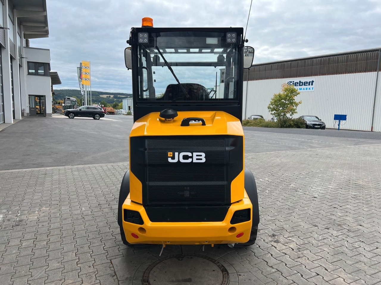 JCB 403 Plus / Neufahrzeug / 2025 / Gabel / Schaufel - Rataslaadur: pilt 5 JCB 403 Plus / Neufahrzeug / 2025 / Gabel / Schaufel - Rataslaadur: pilt 5