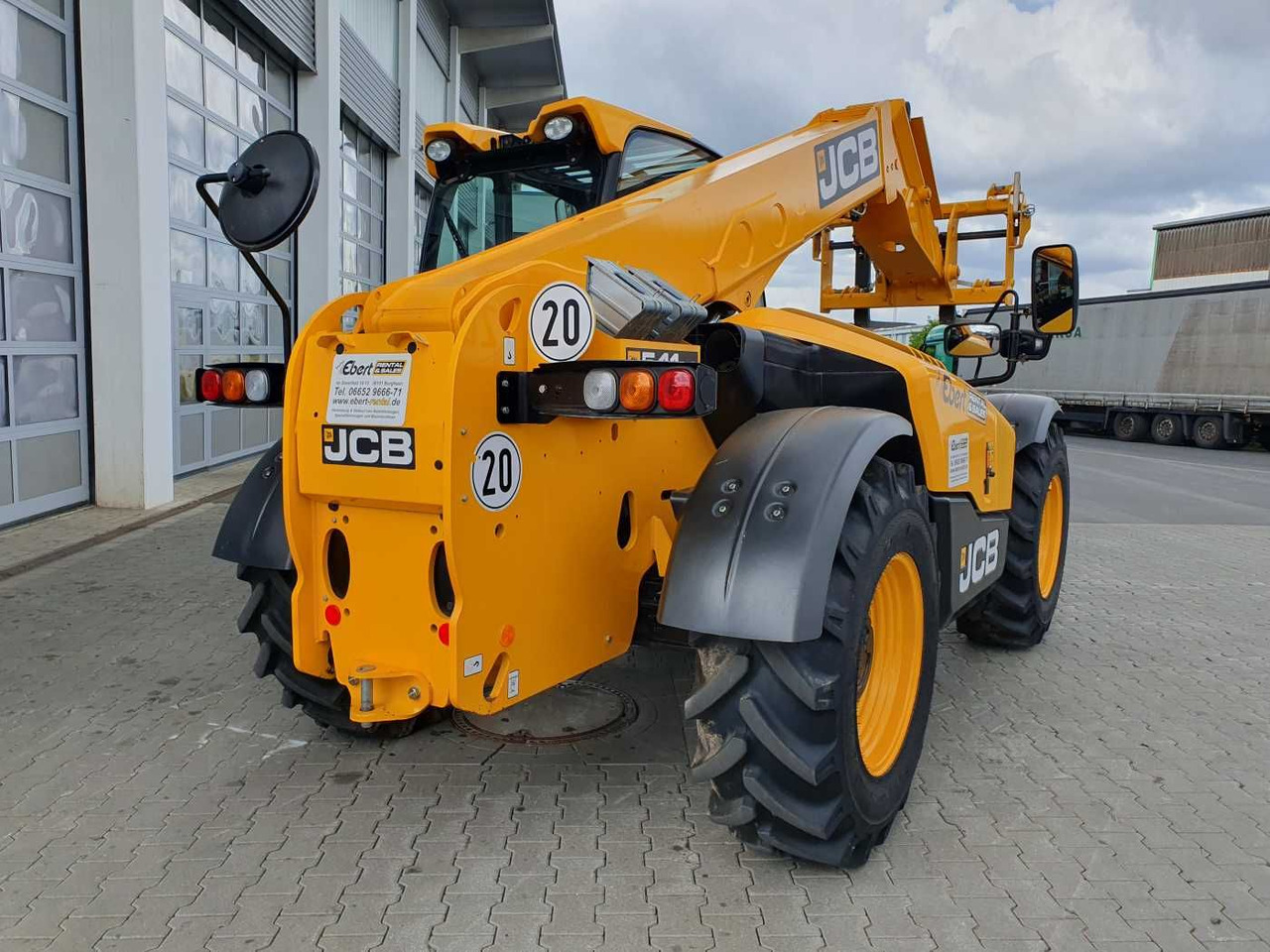 JCB 541-70 / nur 438h / 2022 / 4.100kg / 7m / 109PS - Teleskooplaadur: pilt 3 JCB 541-70 / nur 438h / 2022 / 4.100kg / 7m / 109PS - Teleskooplaadur: pilt 3