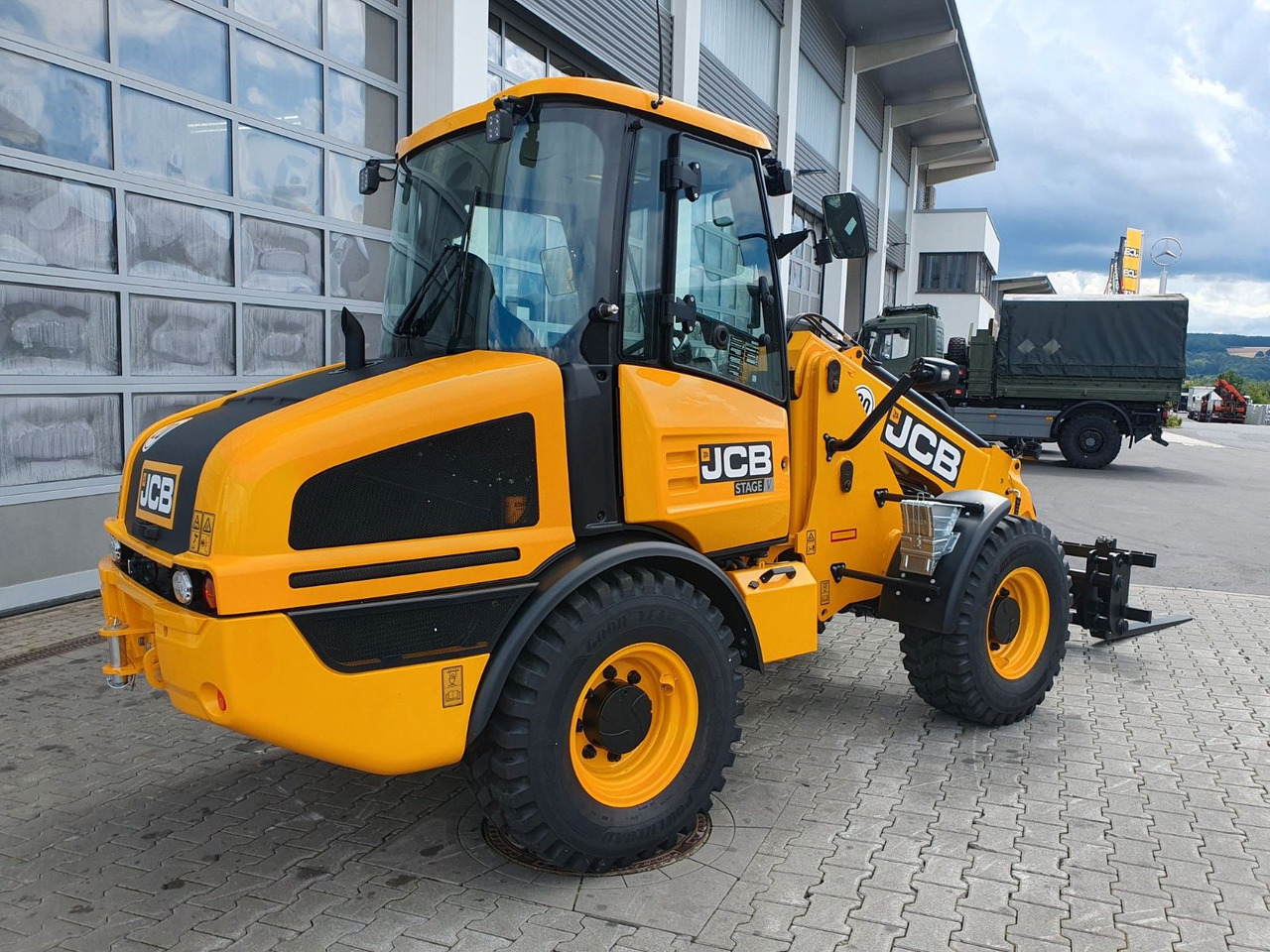 JCB TM 180 SV C / Neufahrzeug / Teleskop / Gabel - Rataslaadur: pilt 4 JCB TM 180 SV C / Neufahrzeug / Teleskop / Gabel - Rataslaadur: pilt 4