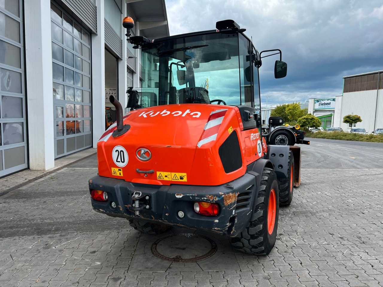Kubota R070 / Gabel & Schaufel / nur 1.869h! - Rataslaadur: pilt 4 Kubota R070 / Gabel & Schaufel / nur 1.869h! - Rataslaadur: pilt 4