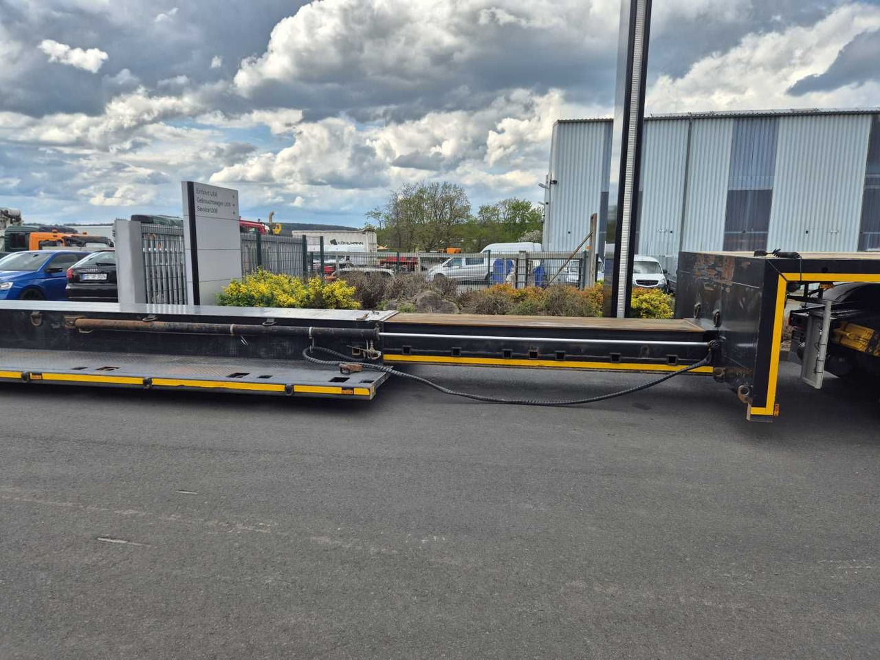 Madal platvormpoolhaagis LinTrailers S2A 14 LSDN Teleskopierbar BPW-Achsen 57.000km: pilt 12