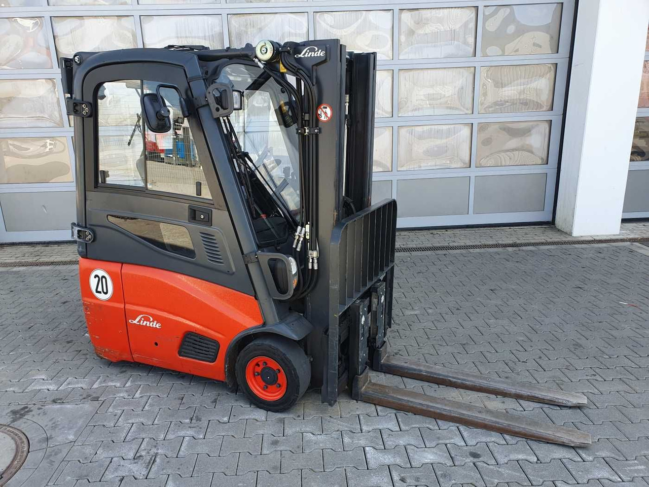 Linde E14 - 01 / Triplex: 4.00m! / SS / nur 3.405h! - Elektritõstuk: pilt 2 Linde E14 - 01 / Triplex: 4.00m! / SS / nur 3.405h! - Elektritõstuk: pilt 2