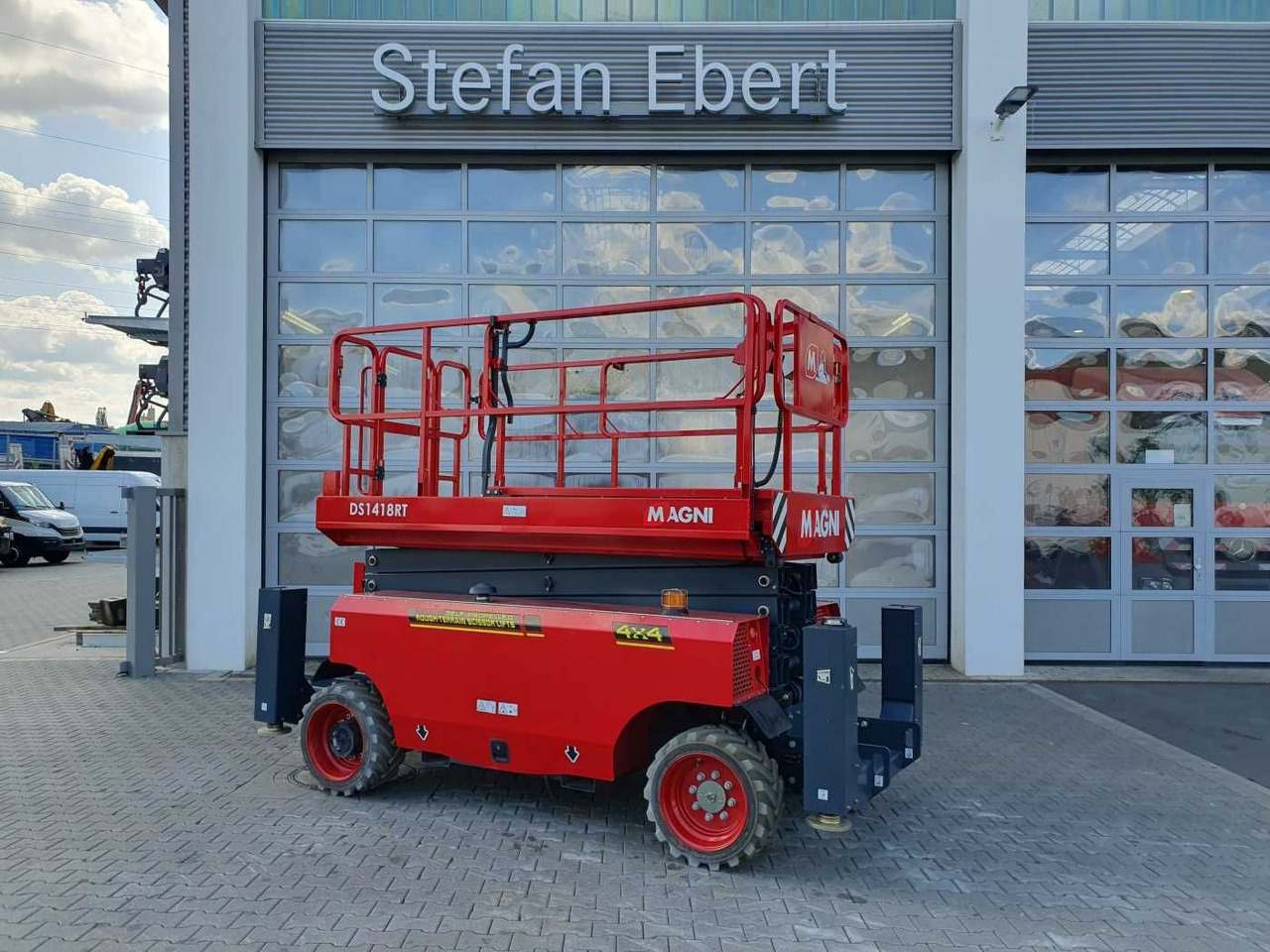 Magni DS1418RT / 2023 / 14,3m / nur 88h! - Veoautolt tõusev platvorm: pilt 1 Magni DS1418RT / 2023 / 14,3m / nur 88h! - Veoautolt tõusev platvorm: pilt 1