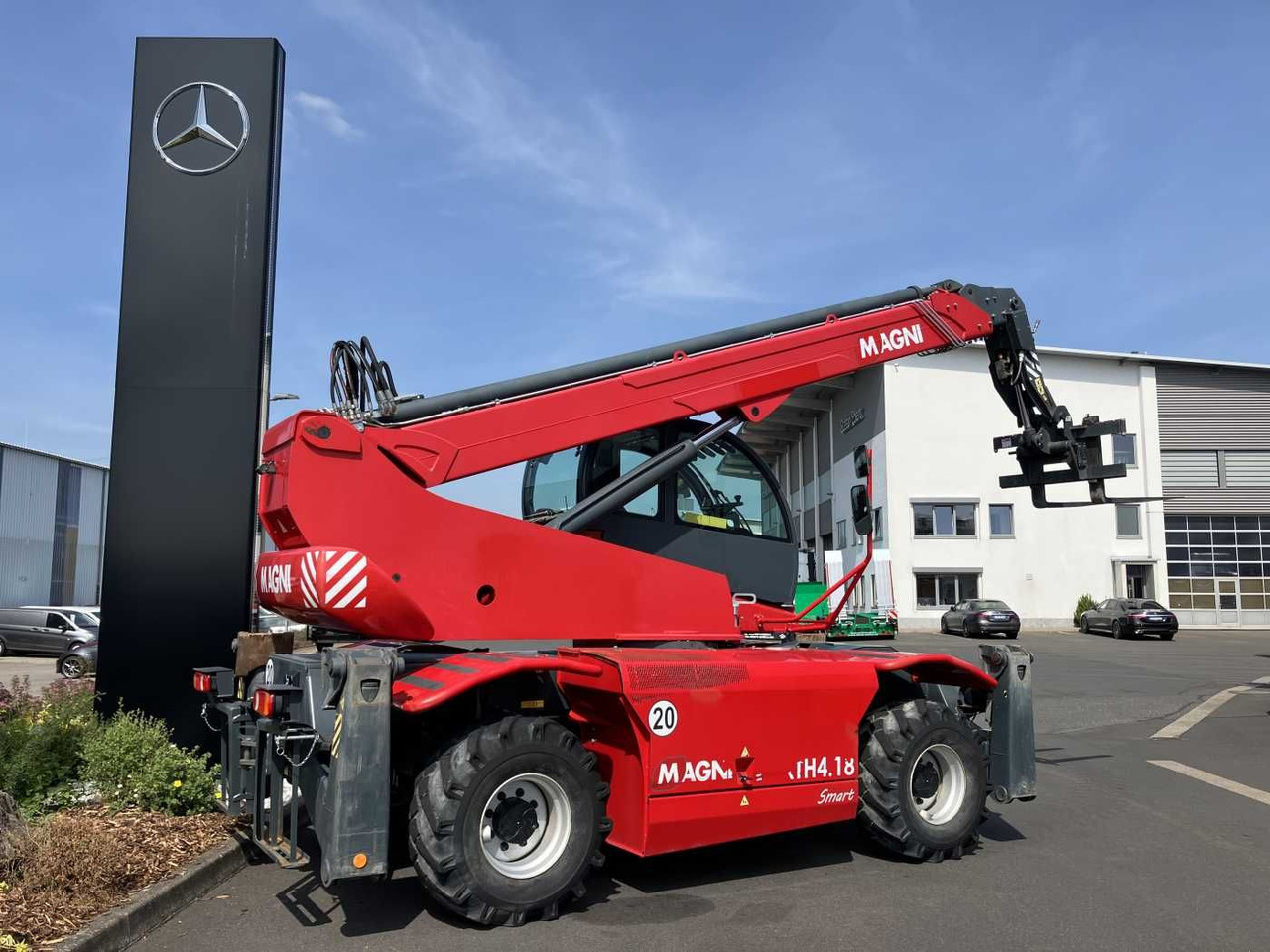 Magni RTH 4.18 Smart Roto / Funk / nur 1.630h - Teleskooplaadur: pilt 5 Magni RTH 4.18 Smart Roto / Funk / nur 1.630h - Teleskooplaadur: pilt 5