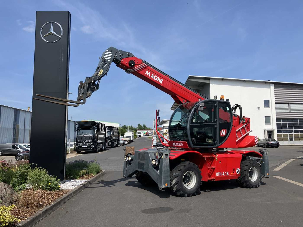 Magni RTH 4.18 Smart Roto / Funk / nur 1.630h - Teleskooplaadur: pilt 1 Magni RTH 4.18 Smart Roto / Funk / nur 1.630h - Teleskooplaadur: pilt 1