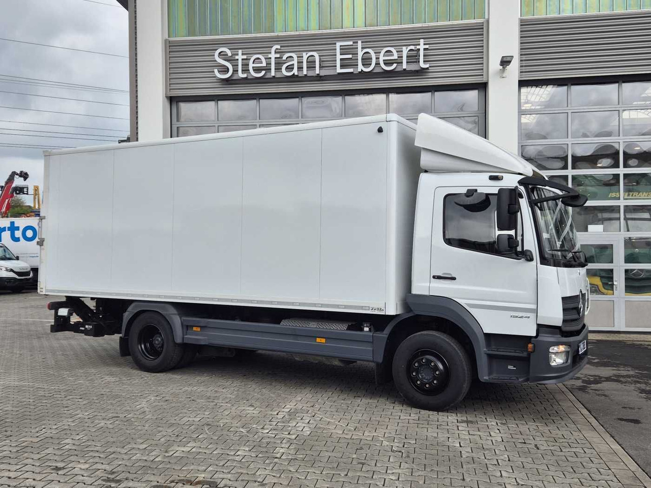 Mercedes-Benz Atego 1524 L LBW 1.500kg Klima Standheizung - Kasti veoauto: pilt 2 Mercedes-Benz Atego 1524 L LBW 1.500kg Klima Standheizung - Kasti veoauto: pilt 2