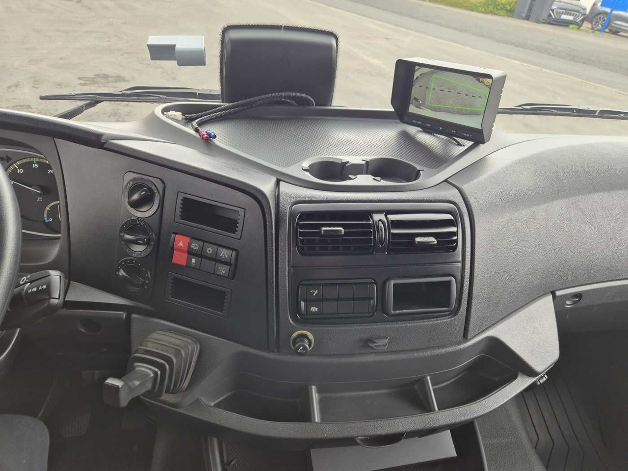 Kasti veoauto Mercedes-Benz Atego 1524 L LBW 1.500kg Klima Standheizung: pilt 15