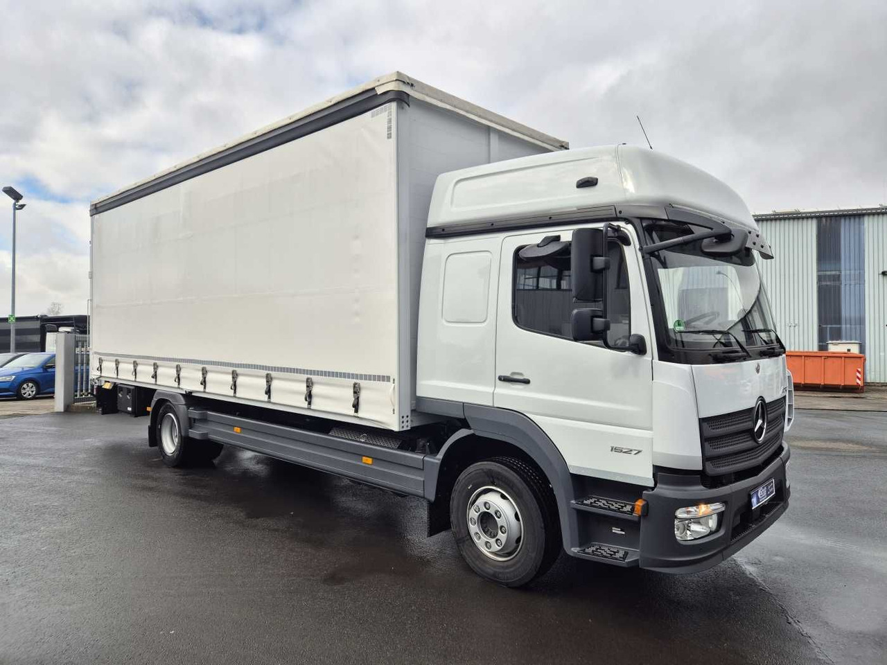 Mercedes-Benz Atego 1527 L L-Haus LBW Palfinger 1.500kg 2 Bett - Tent veoauto: pilt 2 Mercedes-Benz Atego 1527 L L-Haus LBW Palfinger 1.500kg 2 Bett - Tent veoauto: pilt 2