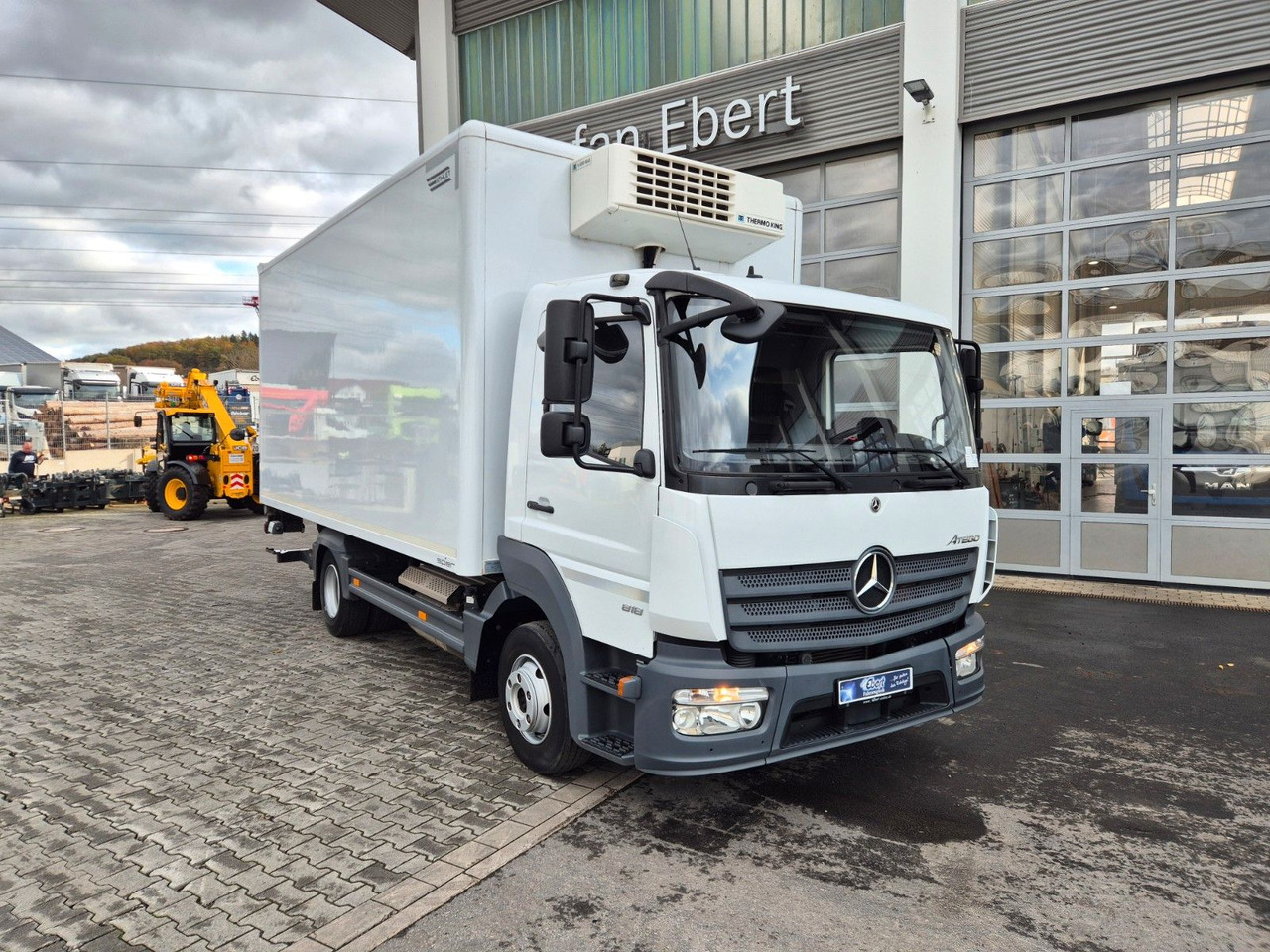 Mercedes-Benz Atego 818 L 4x2 LBW ThermoKing V-600 - Tarbesõiduk külmik: pilt 2 Mercedes-Benz Atego 818 L 4x2 LBW ThermoKing V-600 - Tarbesõiduk külmik: pilt 2