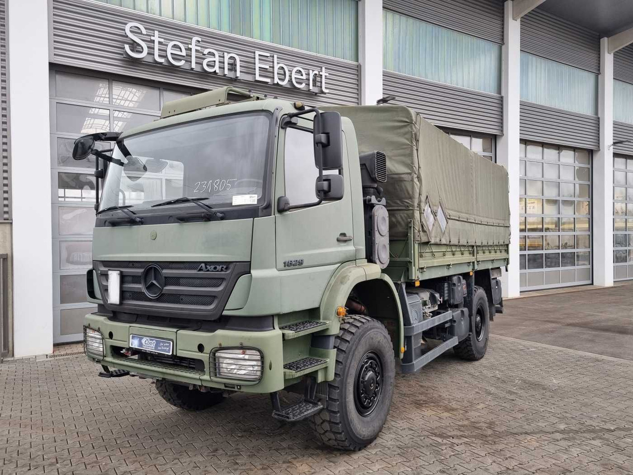 Mercedes-Benz Axor 1829 A 4x4 Pritsche/Plane 10 Stück - Madelveok/ Platvormveok: pilt 2 Mercedes-Benz Axor 1829 A 4x4 Pritsche/Plane 10 Stück - Madelveok/ Platvormveok: pilt 2