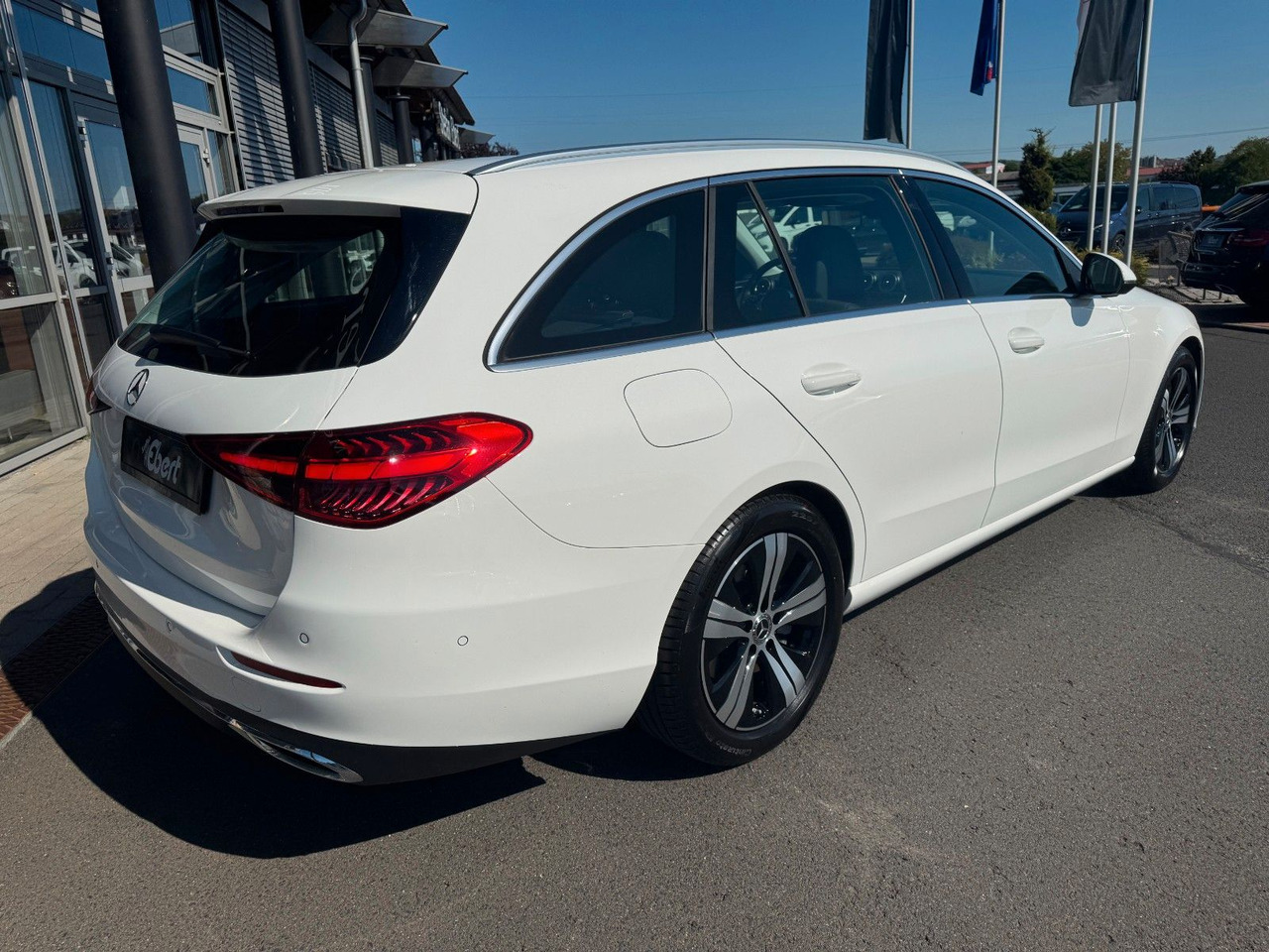 Mercedes-Benz C 180 T Avantgarde+AHK+Memory+Ambiente+TotW - Universaal: pilt 4 Mercedes-Benz C 180 T Avantgarde+AHK+Memory+Ambiente+TotW - Universaal: pilt 4