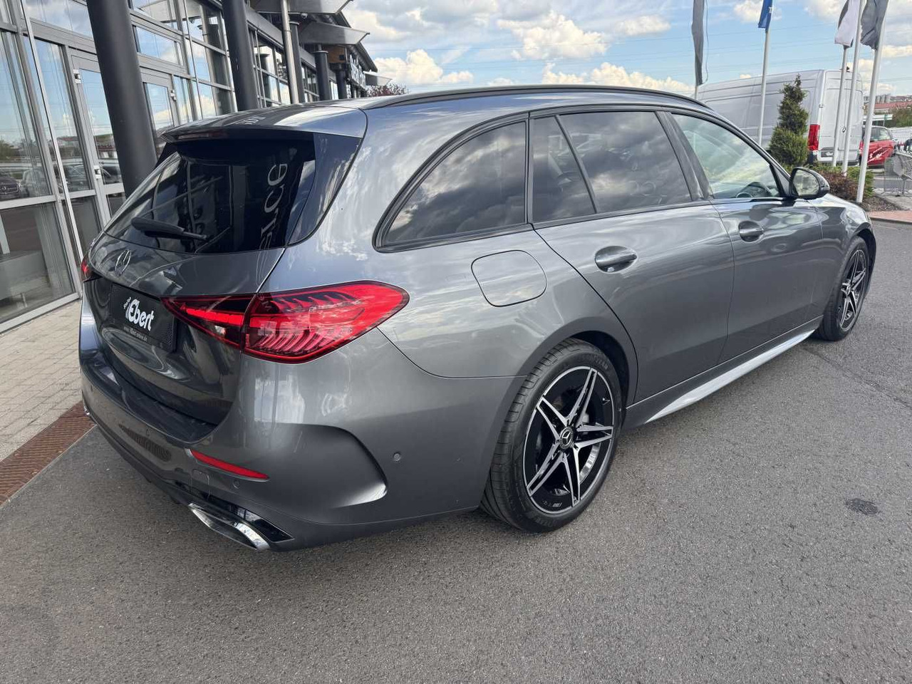 Mercedes-Benz C 200 T AMG Pano+AHK+RFK+Memory+Night+ TotW - Auto: pilt 4 Mercedes-Benz C 200 T AMG Pano+AHK+RFK+Memory+Night+ TotW - Auto: pilt 4