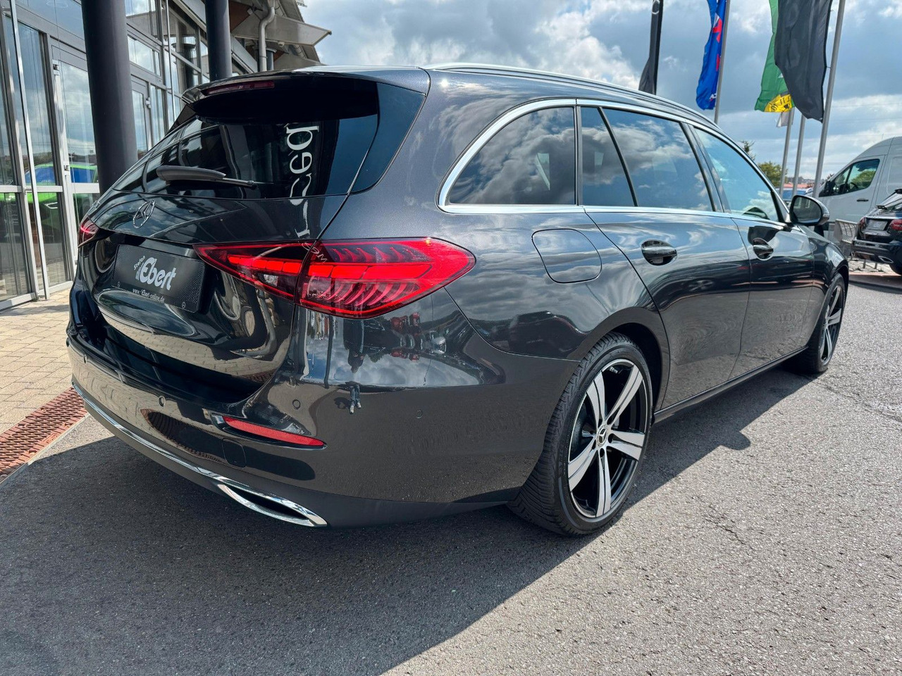 Mercedes-Benz C 200d T Avantgarde AHK+RFK+Memory+TotW - Universaal: pilt 4 Mercedes-Benz C 200d T Avantgarde AHK+RFK+Memory+TotW - Universaal: pilt 4