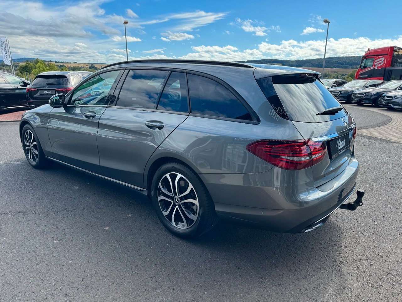 Mercedes-Benz C 220d T Avantgarde+DistrPlus+AHK+MultiB+RFK - Universaal: pilt 3 Mercedes-Benz C 220d T Avantgarde+DistrPlus+AHK+MultiB+RFK - Universaal: pilt 3