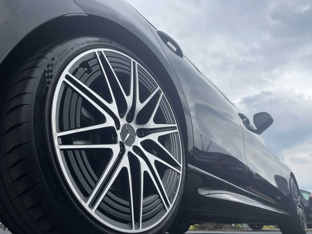 Mercedes-Benz C 43 AMG Digital+Burm+Distr+360+HUD+AHK+ Carbon - Sedaan: pilt 5 Mercedes-Benz C 43 AMG Digital+Burm+Distr+360+HUD+AHK+ Carbon - Sedaan: pilt 5