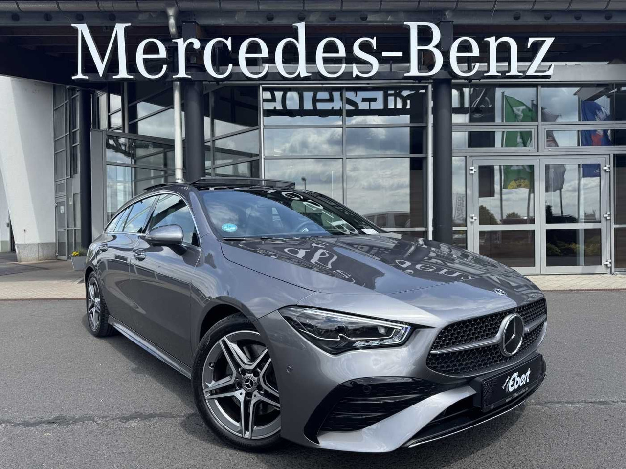 Mercedes-Benz CLA 200 AMG+Pano+MultiBeam+DistrPro+HUD+360 - Auto: pilt 1 Mercedes-Benz CLA 200 AMG+Pano+MultiBeam+DistrPro+HUD+360 - Auto: pilt 1