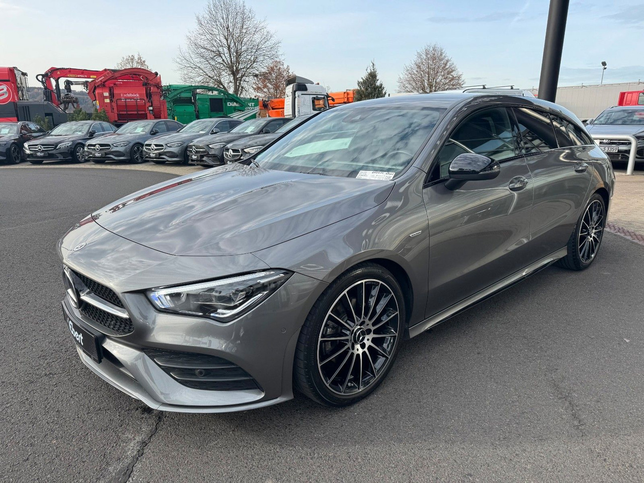 Mercedes-Benz CLA 200d SB Edition+AMG+AHK+MultiBeam+Ambiente - Universaal: pilt 2 Mercedes-Benz CLA 200d SB Edition+AMG+AHK+MultiBeam+Ambiente - Universaal: pilt 2