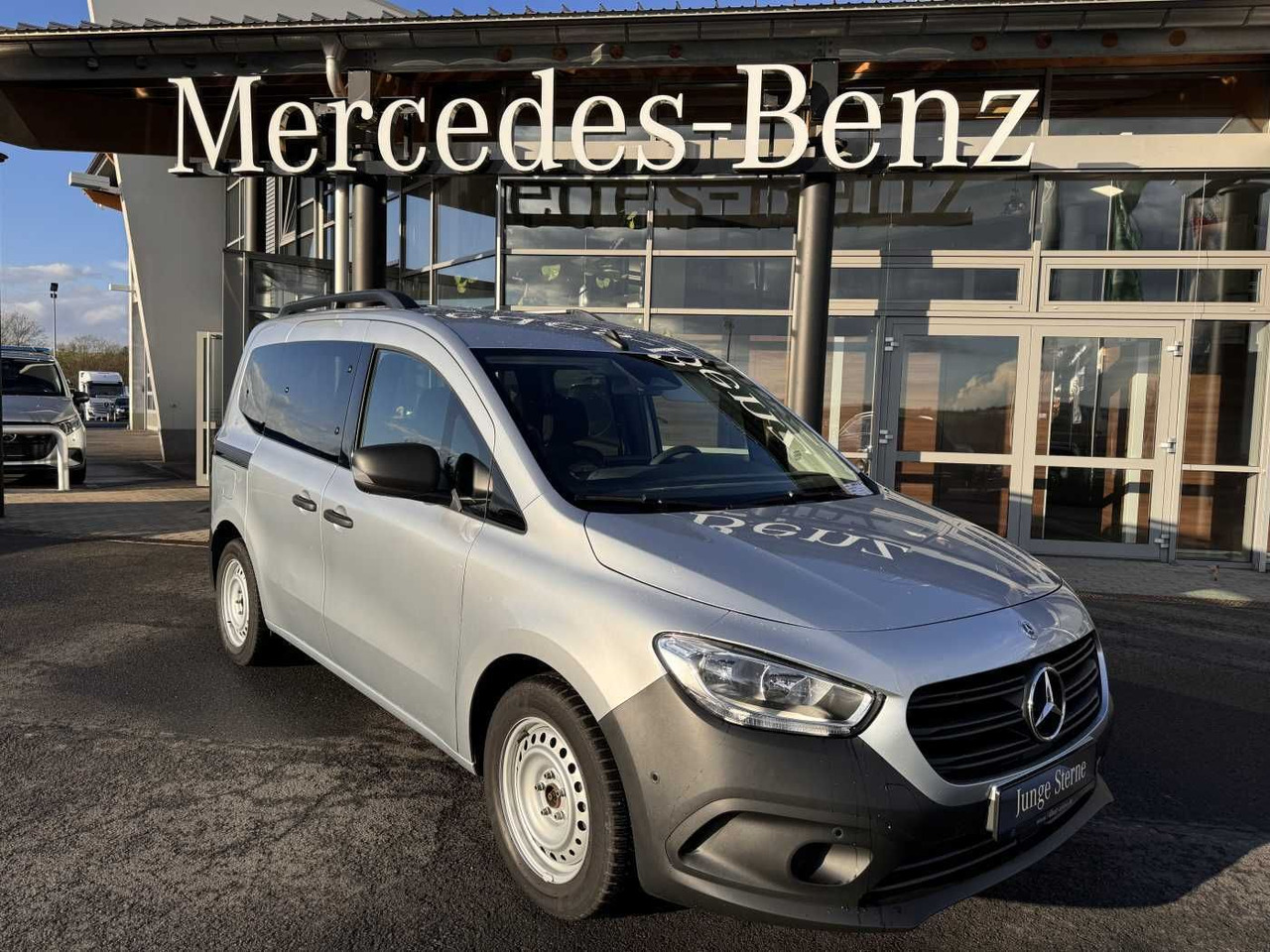 Mercedes-Benz Citan 110 CDI Tourer Klima AHK Kamera MBUX Tempo - Auto: pilt 1 Mercedes-Benz Citan 110 CDI Tourer Klima AHK Kamera MBUX Tempo - Auto: pilt 1