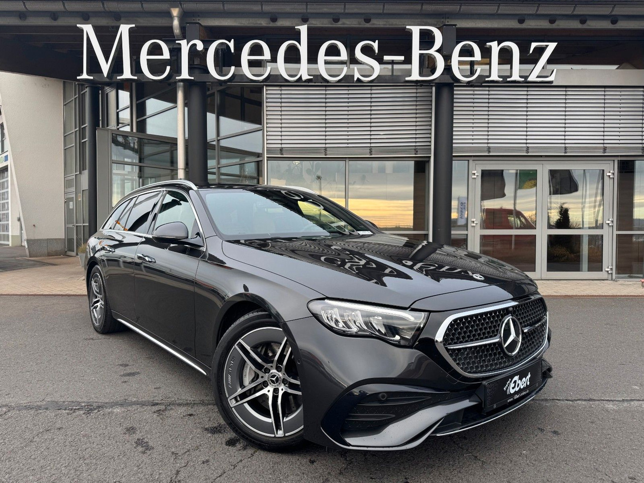 Mercedes-Benz E 220d T AMG+Hyperscreen+Leder+AHK+DistrPro+STH - Universaal: pilt 1 Mercedes-Benz E 220d T AMG+Hyperscreen+Leder+AHK+DistrPro+STH - Universaal: pilt 1