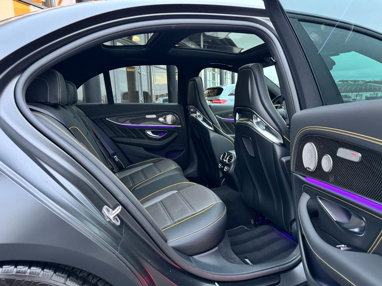 Mercedes-Benz E 63 AMG S FinalEd+Pano+Burm+STH+Memory+HUD liising Mercedes-Benz E 63 AMG S FinalEd+Pano+Burm+STH+Memory+HUD: pilt 7