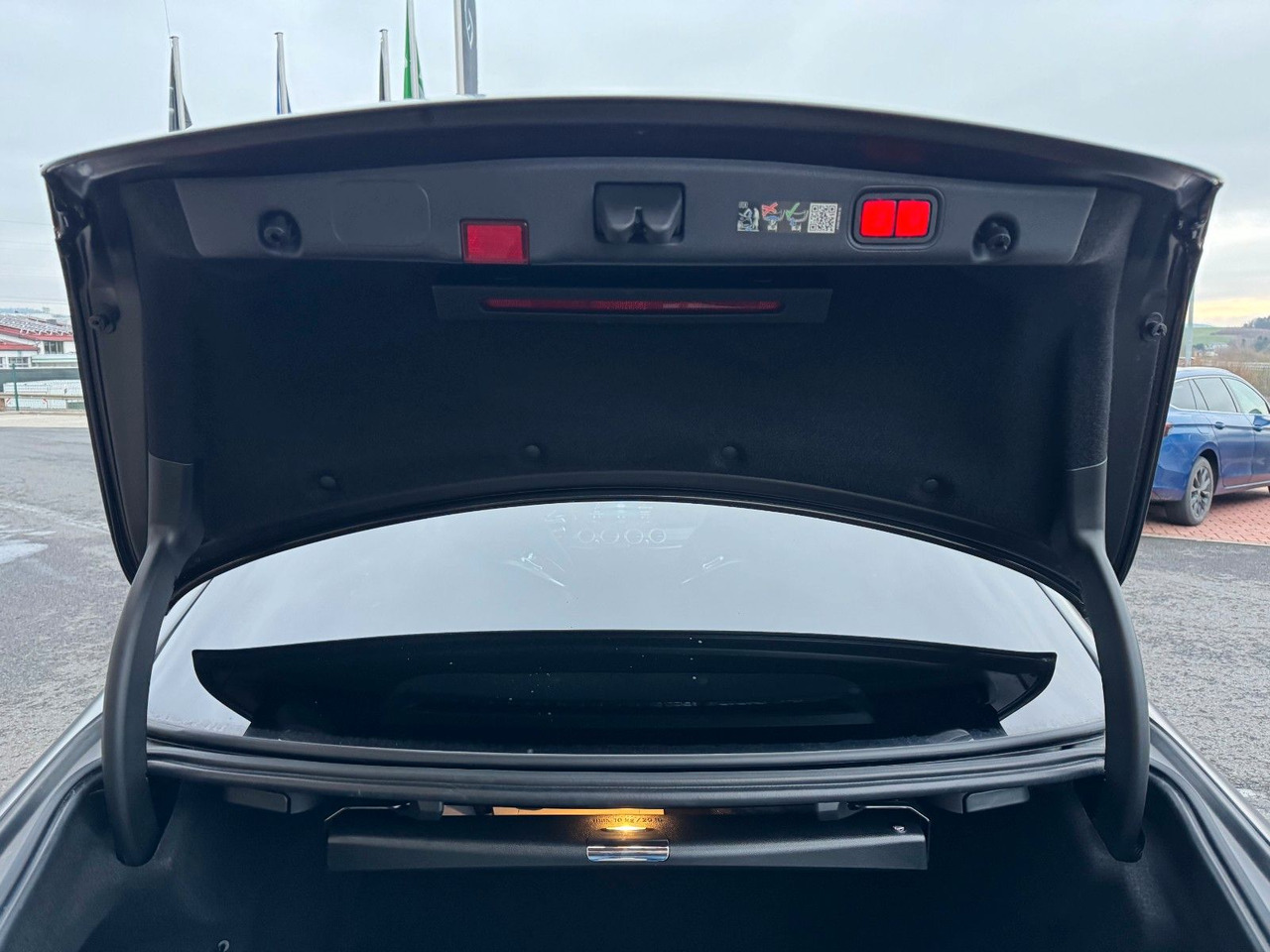 Mercedes-Benz E 63 AMG S FinalEd+Pano+Burm+STH+Memory+HUD liising Mercedes-Benz E 63 AMG S FinalEd+Pano+Burm+STH+Memory+HUD: pilt 12