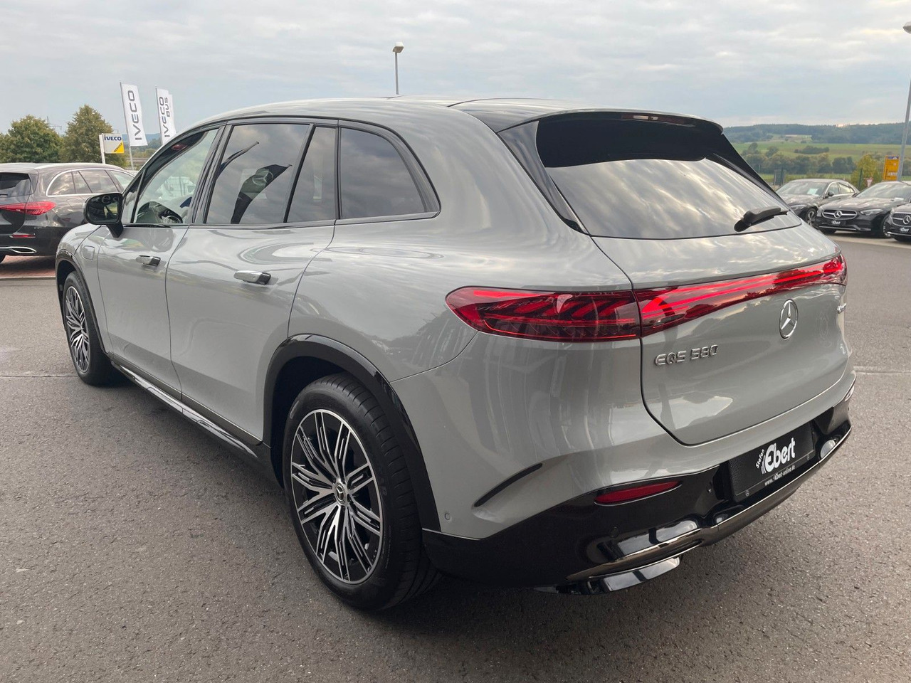 Mercedes-Benz EQS SUV 580 AMG DigL+AIR+HUD+Hyper+Burm+Pano - Maastur: pilt 3 Mercedes-Benz EQS SUV 580 AMG DigL+AIR+HUD+Hyper+Burm+Pano - Maastur: pilt 3