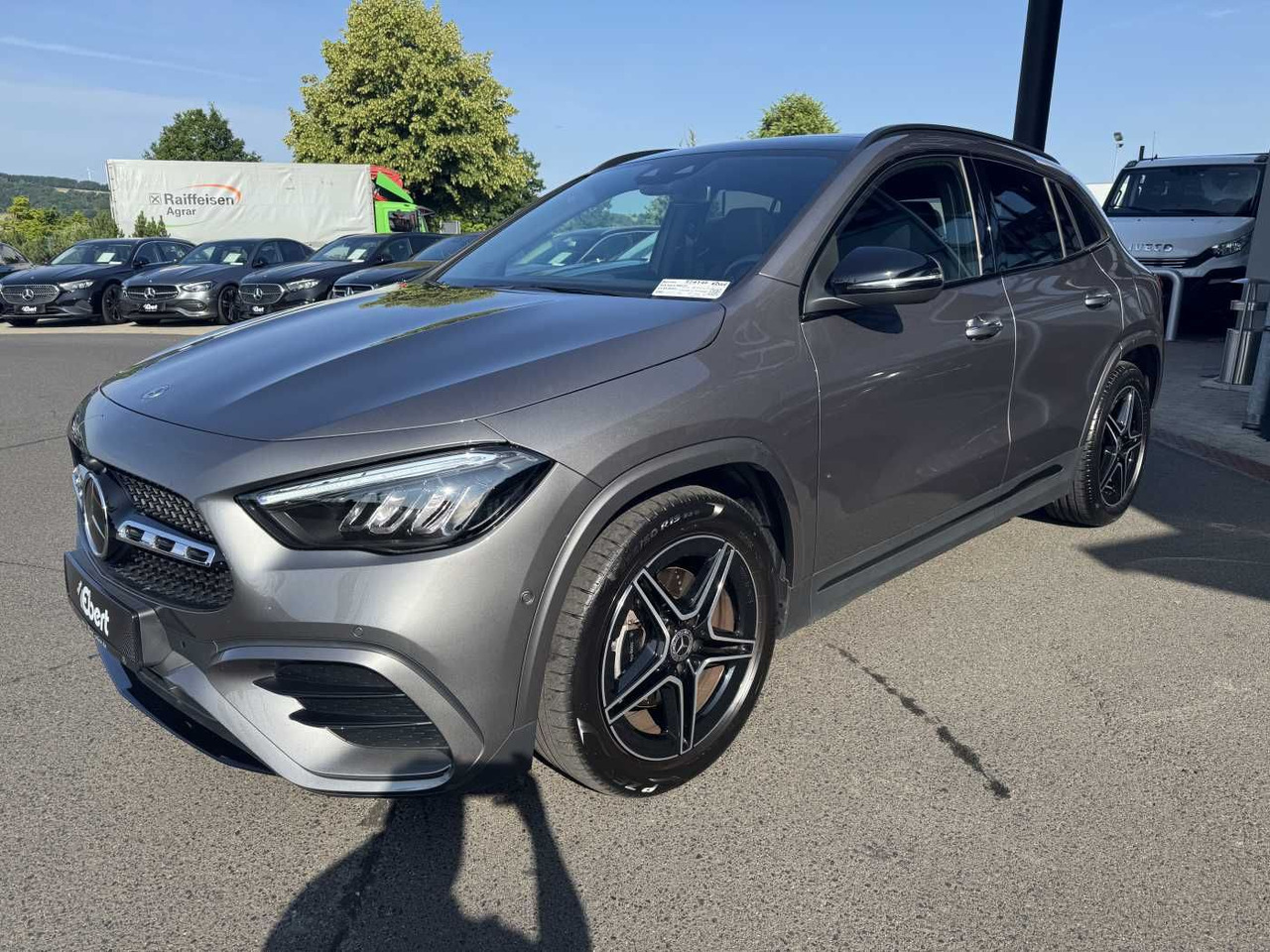 Mercedes-Benz GLA 200d 4M AMG+Pano+Distr+Ambiente+ - Maastur: pilt 2 Mercedes-Benz GLA 200d 4M AMG+Pano+Distr+Ambiente+ - Maastur: pilt 2